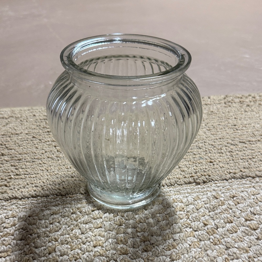 Elegant Clear Glass Vase
